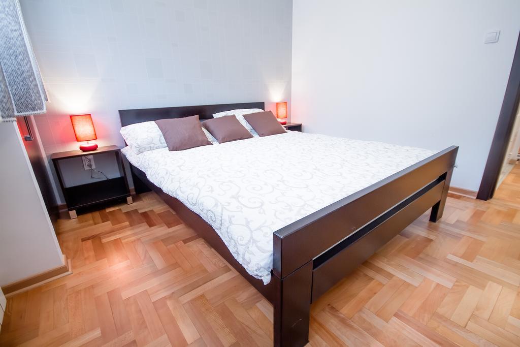 Apartments King Milan, City Center Belgrade Room photo