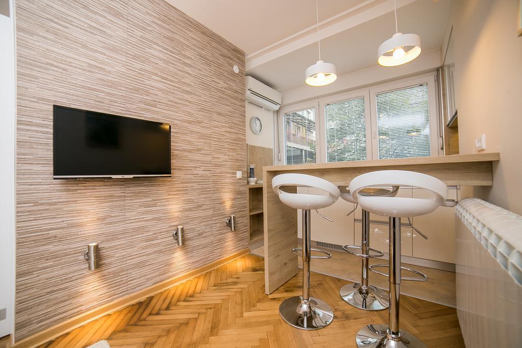 Apartments King Milan, City Center Belgrade Exterior photo