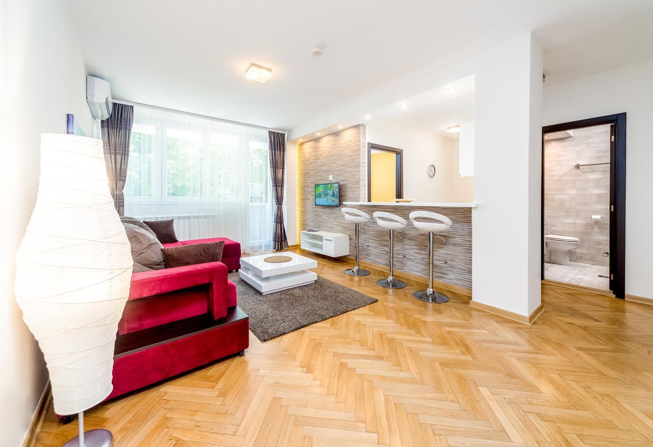 Apartments King Milan, City Center Belgrade Exterior photo