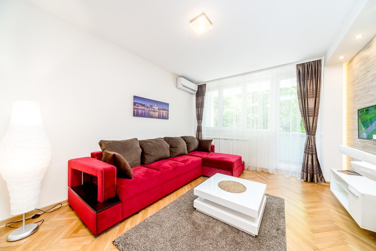 Apartments King Milan, City Center Belgrade Exterior photo