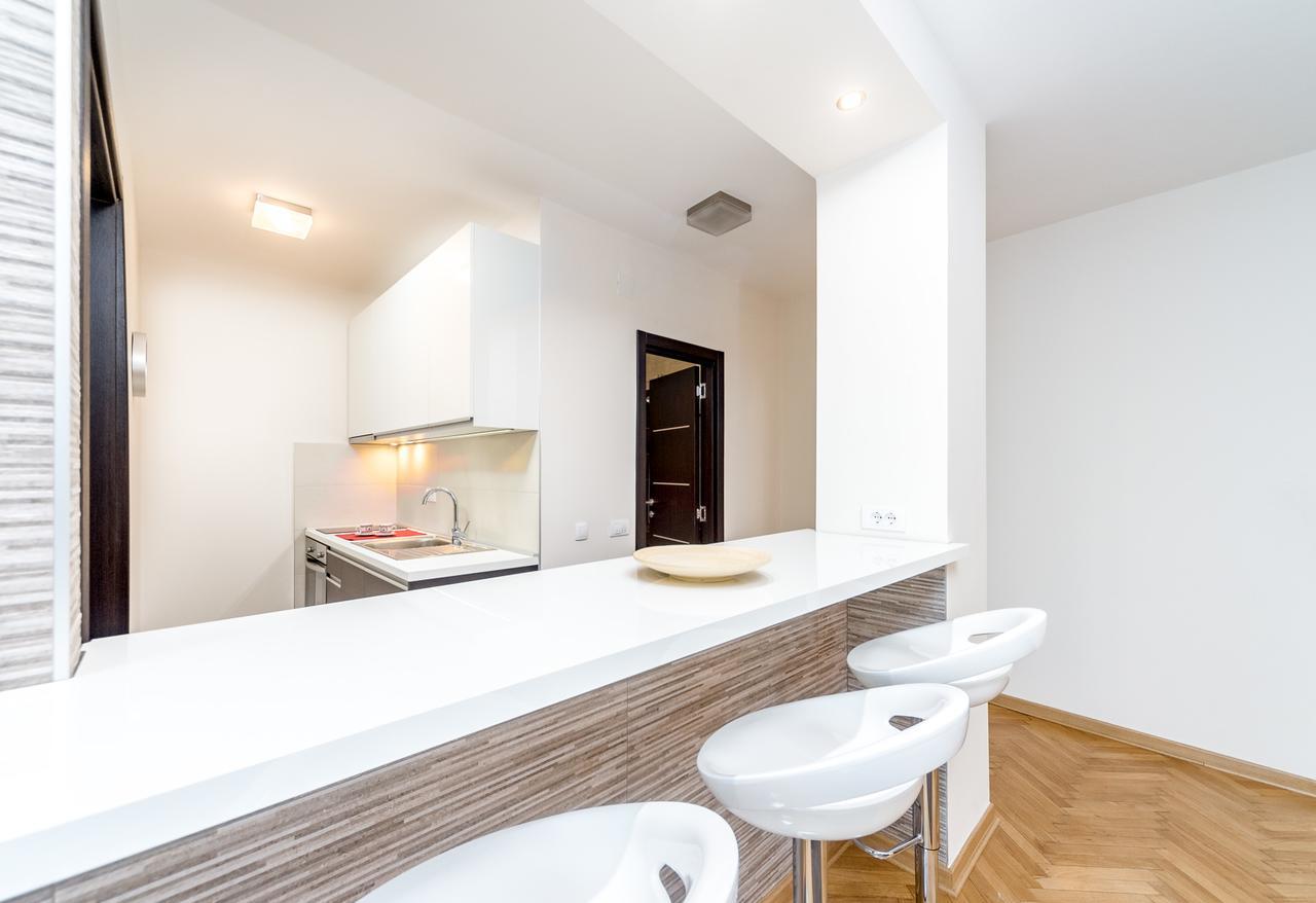 Apartments King Milan, City Center Belgrade Exterior photo